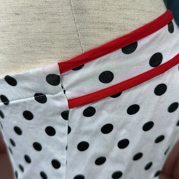 Small flirty polkadot dress, peeking petticoat fun! - Picture 8 of 13
